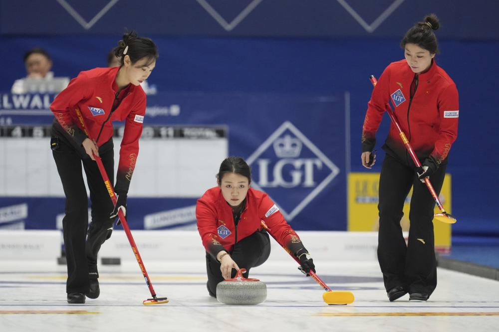 同时也将球 同时也将球